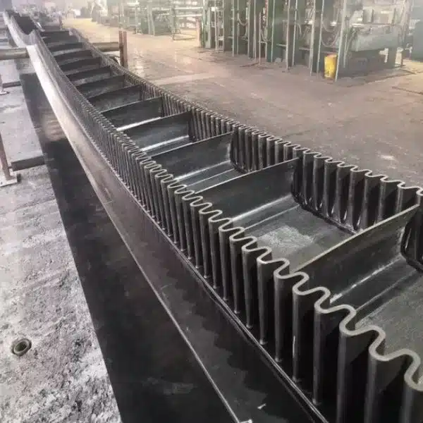 cleat conveyor belt